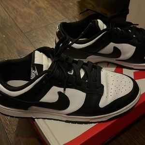 Nike Panda Dunks
